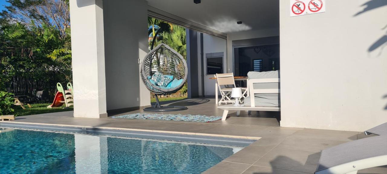 Villa Kumquat Avec Piscine Et Vue Sur Les Montagnes Petit-Bourg Exterior photo